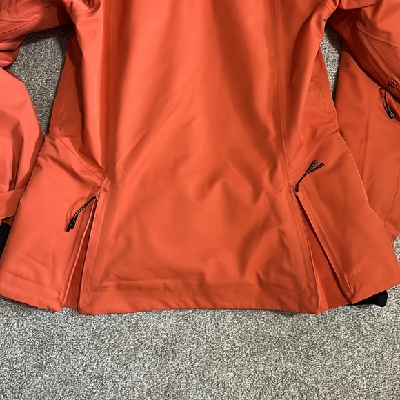 Insulated Gortex Ski Shell - Picture 7 of 15